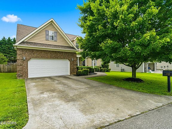 4th image of 6848 Harvest Grove Ln