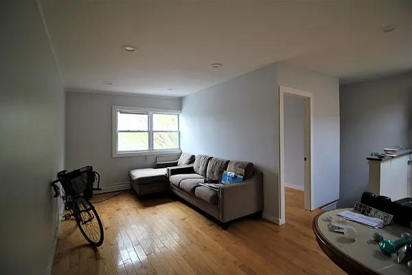 Rented by Hagstrom Management Inc | media 6