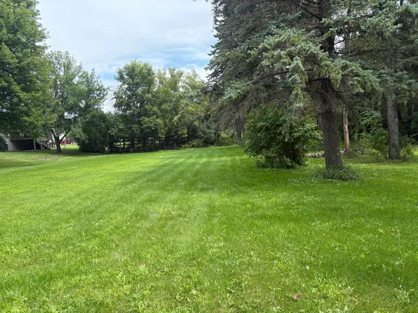 Saint Paul Rd, Owatonna, MN 55060