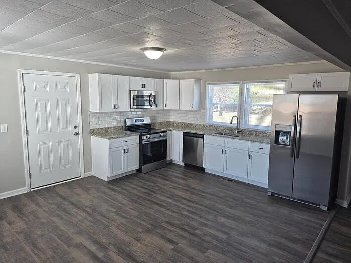 2124 Grassy Creek Virgilina Rd — Photo 5