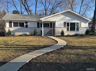 6904 Frostview Ln, Hazelwood, MO