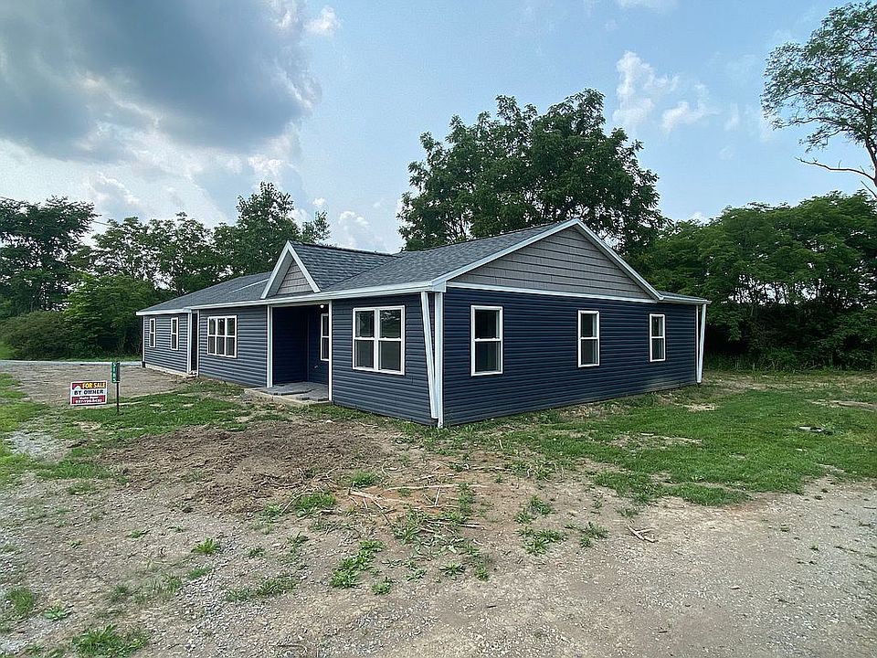 2nd image of 5185 Clum Rd