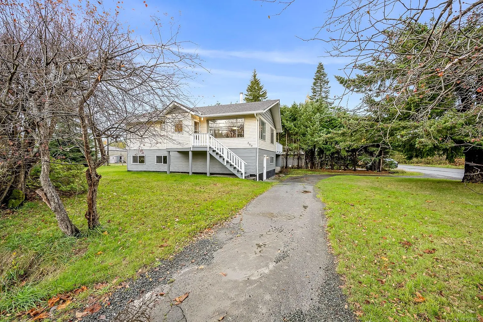 390 Petersen Rd photo 1