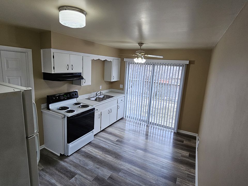 1st image of 5696 George St APT 3