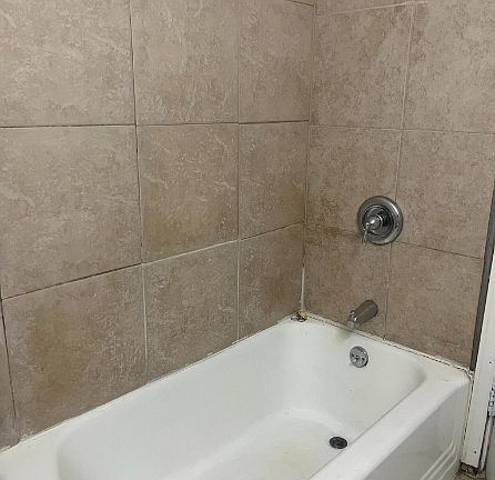 5th image of 3453 Keokuk St Floor 2