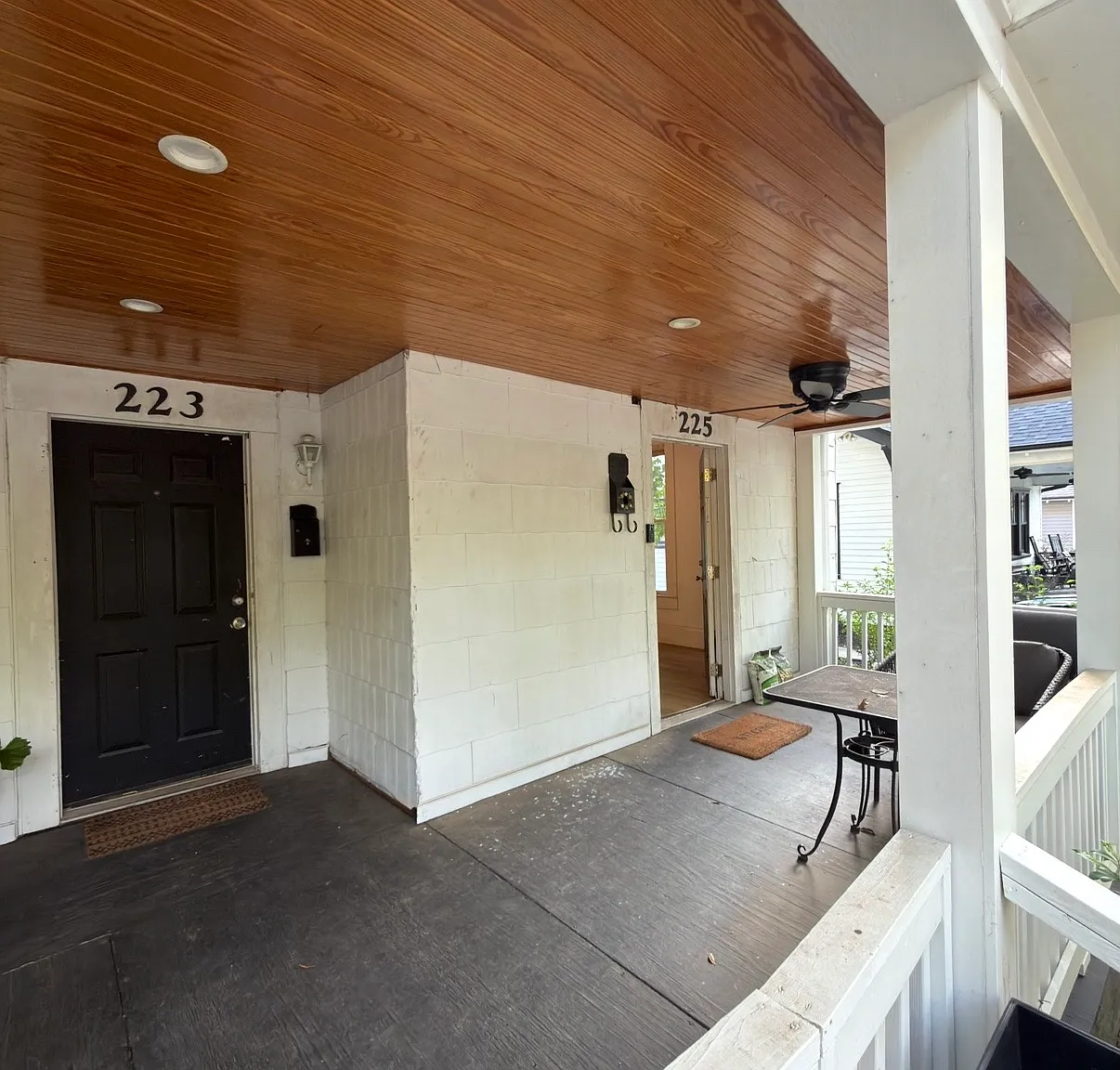 1 bed, 850 sqft, $2,000 — Photo 2