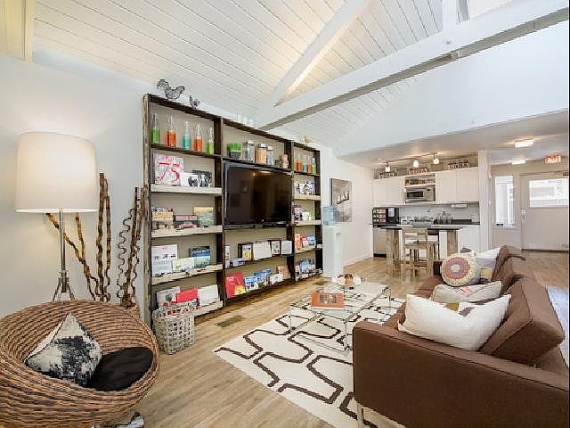 TV Area - Clubhouse