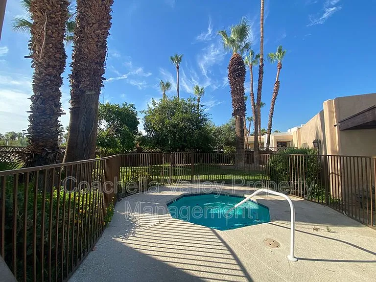 73600 San Gorgonio Way #10 — Photo 6