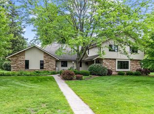 2 Reid Ct, Appleton, WI 54914