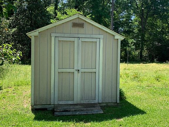 5th image of 2074 Loblolly Ln