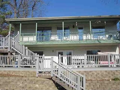3rd image of 234 Crown Ct