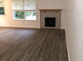 20415 28th Ave W #A, Lynnwood, WA 98036