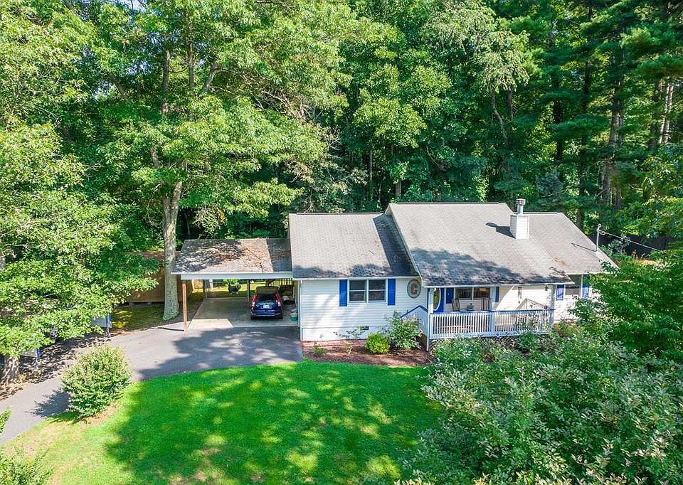 1st image of 45 Apple Blossom Ln
