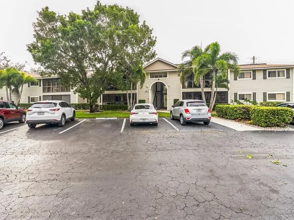 8081 S Woods Cir Unit 10, Fort Myers, FL 33919