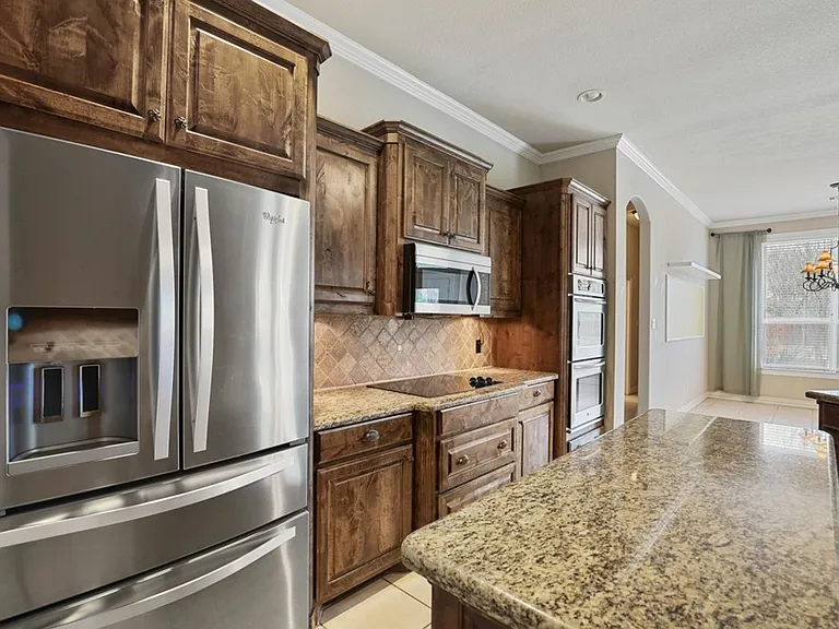 218 Deer Creek Dr — Photo 12