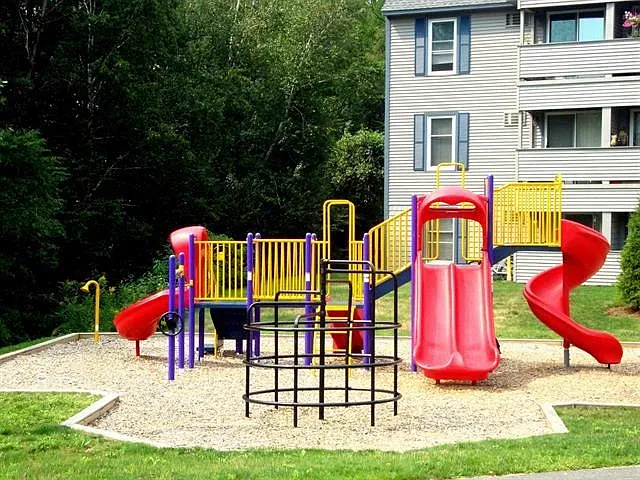 130 Eastern Ave #302 — Photo 24