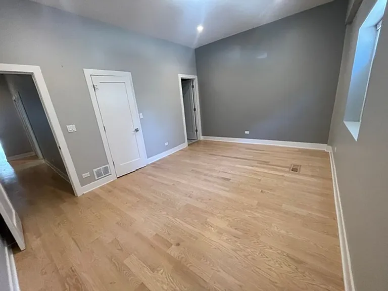 1427 N Sedgwick St — Photo 11