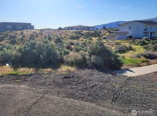 517 Island Vw SW, Mattawa, WA 99349