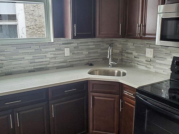 2nd image of 1523 Belfield Ave #2
