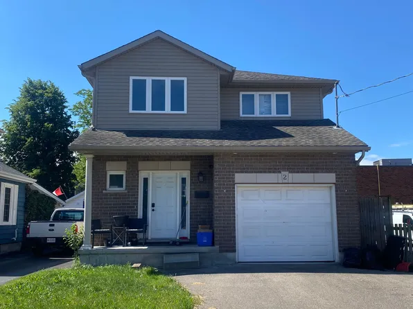 2 Burness Dr, Saint Catharines, ON L2P 1J2