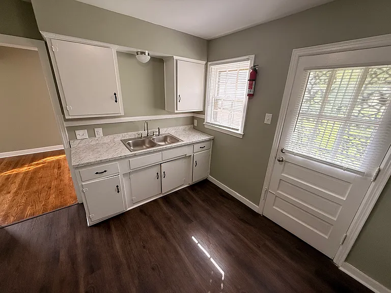 3305 Hendricks Ave — Photo 12