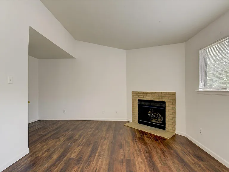 7200 W T C Jester Blvd #904 — Photo 11