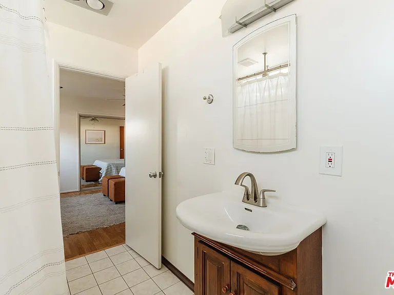 4450 Alla Rd — Photo 39