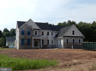 3 Lily Ln, Warminster, PA 18974