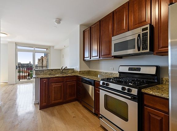 5th image of 1111 S Wabash Ave APT 1207