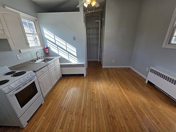 4th image of 3288 Franklin Ave #1