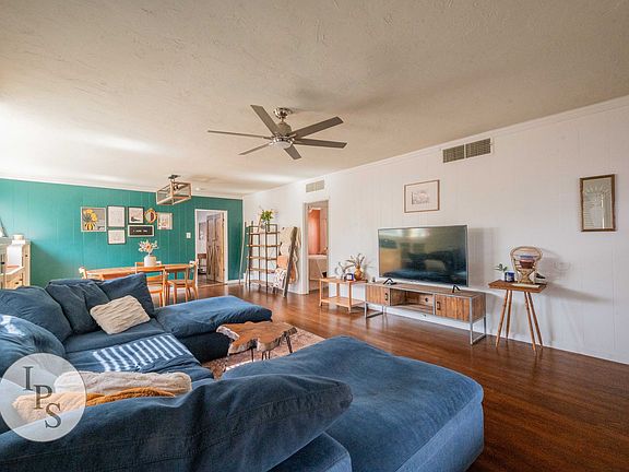 5th image of 1343 N Wilson Ave