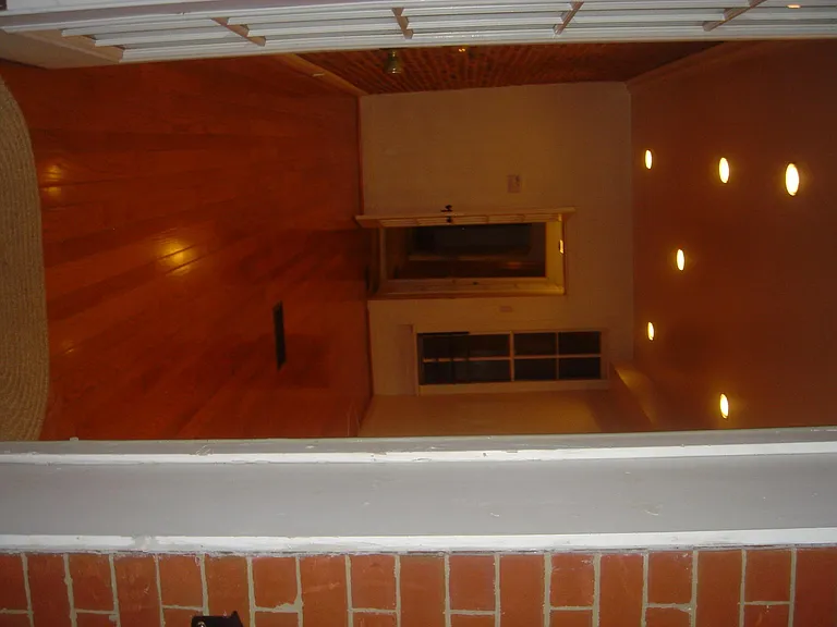 2538 Foster Ave — Photo 8