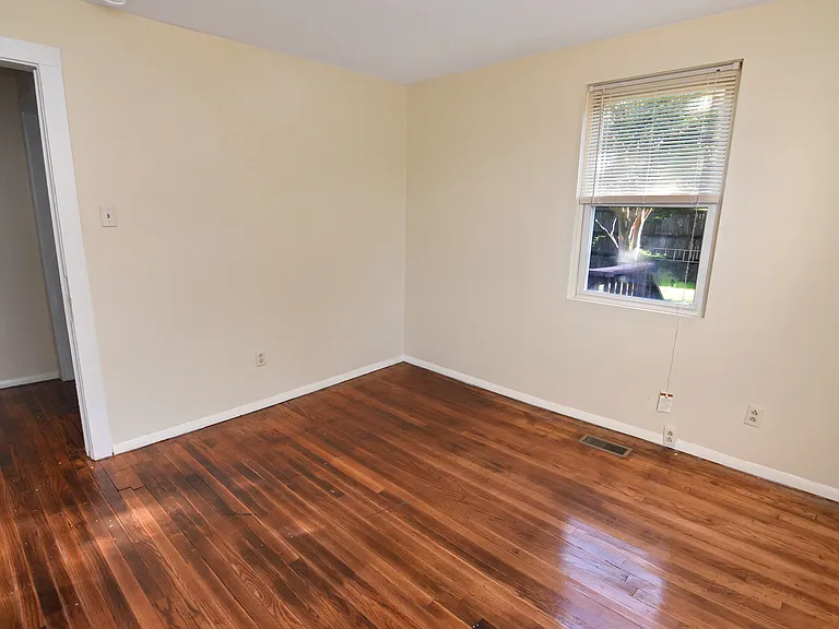 8204 Atlantic Ave #A — Photo 11