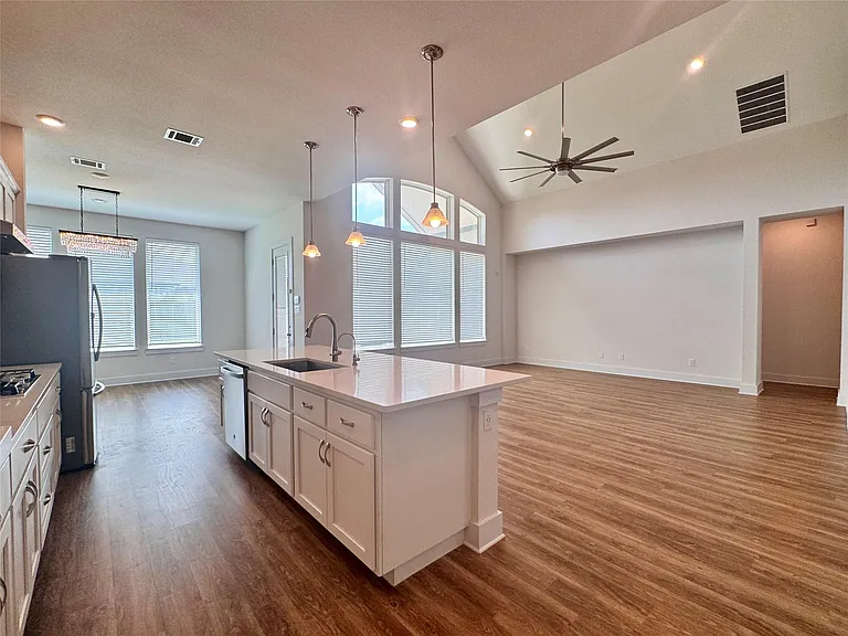 2605 Brushwood Mdw — Photo 10