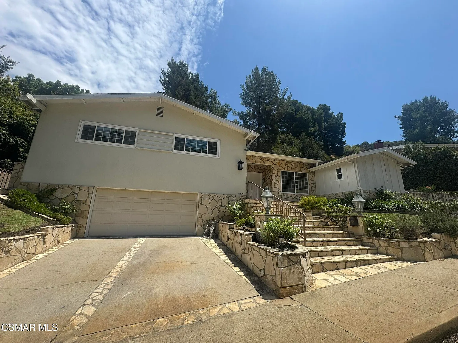 3474 Loadstone Drive — Photo 1