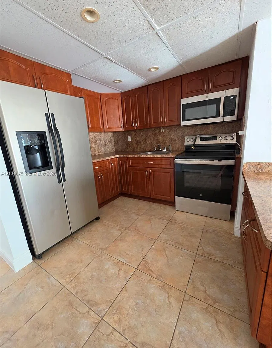 Swiss Chalet South Condo — Photo 4