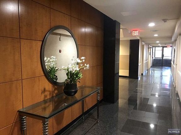 3rd image of 1590 Anderson Ave APT 18G