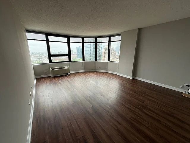 1st image of 1220 S Michigan Ave #1-1601