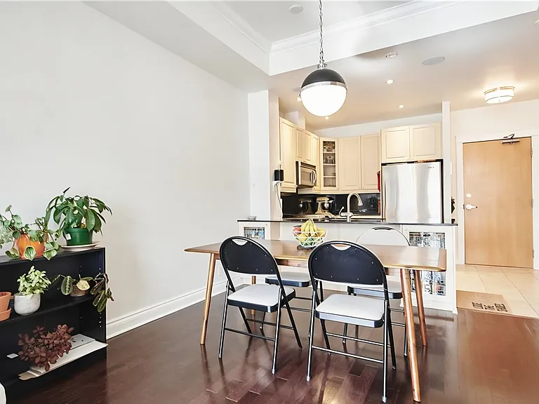 205 Bolton St #404 — Photo 9