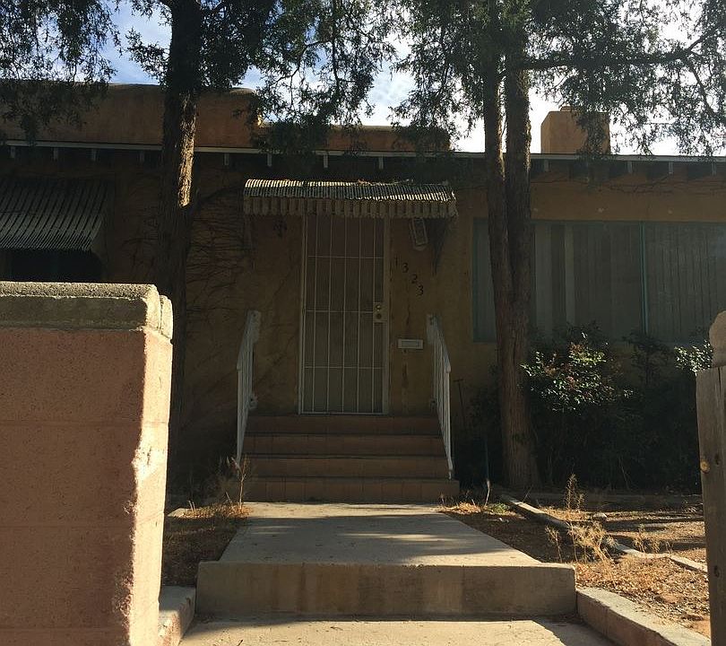1st image of 1323 Coal Ave SE