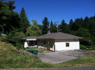 2051 NE 98th St, Seattle, WA 98115