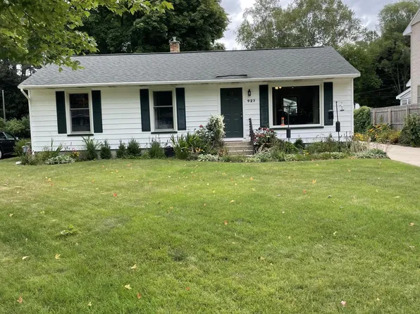 927 S Division St, Whitehall, MI 49461