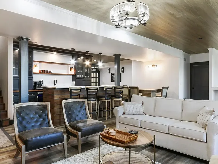 1175 La Salle Ct — Photo 14