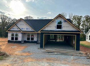 1109 Caldwell Rd, Campobello, SC 29322