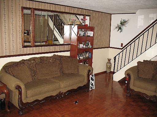 2nd image of 430 James Ct Unit C