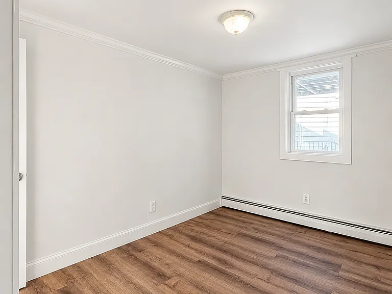201-203 N 2nd St #3 — Photo 3