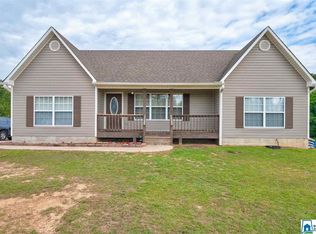 121 Miranda Rd, Warrior, AL 35180