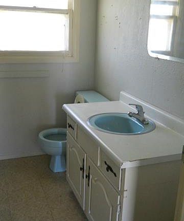 5th image of 1330 Avenue E