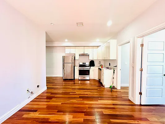 Rented by GROOME REALTY LLC | media 15