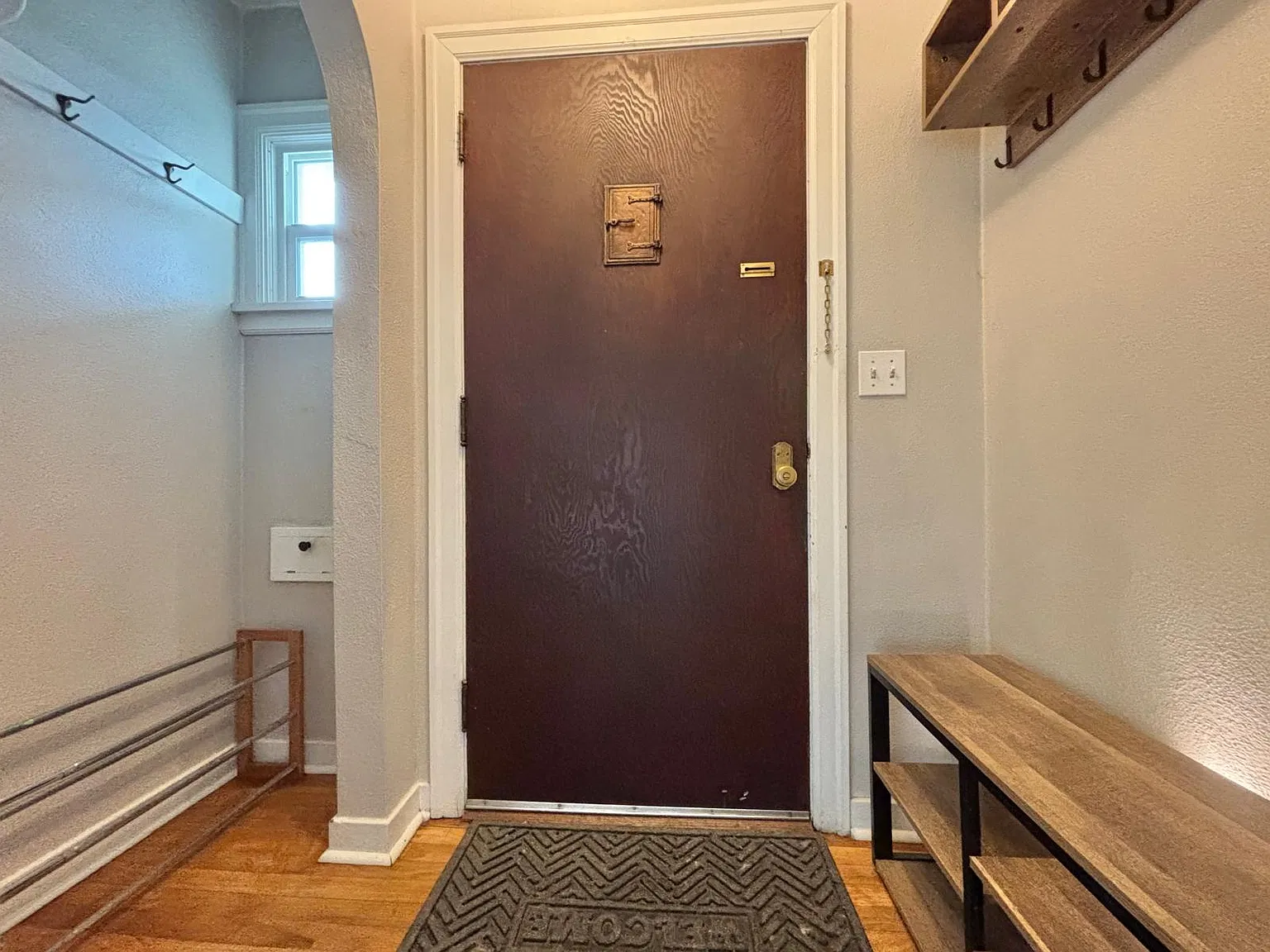 2 bed, 2016 sqft, $1,995 — Photo 4